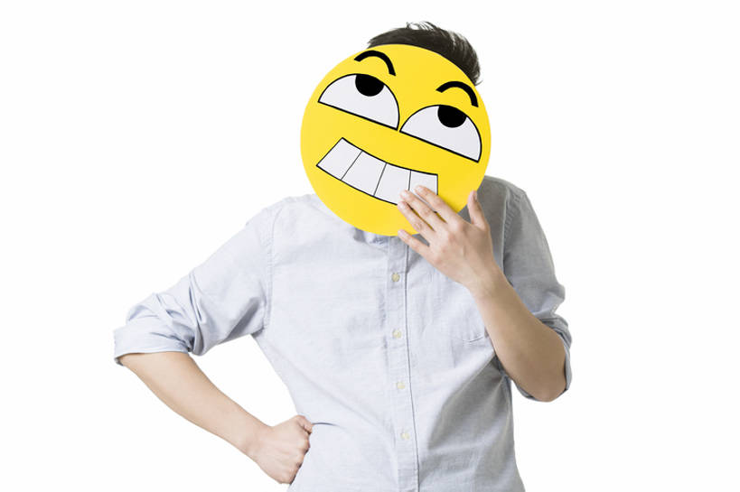 东方人,成年人,脸,头,脸颊,一个人,笑,微笑,露齿笑,横图,留白,抠图,白色背景,正面,快乐,幸福,纯洁,互联网,北京,中国,亚洲,仅一个男性,仅一个人,覆盖,圆形,标志,符号,面具,文字,记事本,倾斜,休闲装,标识,现代,手叉腰,仅一个年轻男性,本子,笔记本,手势,站着,概念,表情,卡通,可爱,淘气,童年,童趣,遮,遮掩,摄影,生活方式,创造力,笑脸,掩盖,隐藏,享乐,遮挡,标点,情绪,歪,童真,东亚,烂漫,无邪,遮盖,掩饰,偷笑,天真,男人,男性,年轻男性,亚洲人,中国人,年轻人,头部,脸部,脸蛋,面部,半身,彩图,影棚拍摄,欢乐,文字表情,颜表情,颜文字,打手势,拟人,捂住,好消息,表情符号,bj175