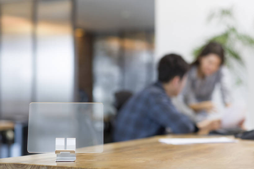 东方人,成年人,两个人,同事,商务人士,工程师,技术人员,商务男性,商务女性,办公室,横图,室内,白天,侧面,衬衫,商务,成功,合作,团队,集体,信心,显示器,互联网,技术,桌子,城市,玻璃,北京,中国,亚洲,连接,套装,透明,工作,屏幕,眼镜,触摸屏,联系,显示屏,现代,队伍,模型,职业,亲密,摄影,生活方式,触控板,创造力,领导,享乐,企业,公司,成就,努力,液晶显示器,商务装,便携式,合伙,领袖,工薪阶层,平板电脑,输出设备,东亚,发展,陪同,无线电技术,技能,陪伴,男人,男性,年轻男性,年轻女性,女人,女性,白种人,亚洲人,中国人,年轻人,白领,上班族,设计,技术员,沟通,坐着,半身,彩图,衬衣,办公室职员,计算机软件,程序员,伴随,bj175