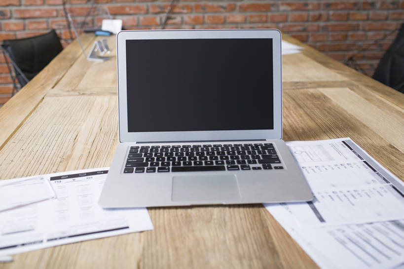 无人,办公室,会议室,横图,室内,留白,商务,计划,笔记本电脑,显示器,互联网,技术,桌子,静物,北京,中国,亚洲,屏幕,文件,纸,会议桌,显示屏,现代,摄影,便利,液晶显示器,便携式,输出设备,东亚,无线电技术,计算机,沟通,彩图,bj175