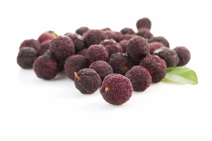 无人,横图,特写,留白,抠图,白色背景,静物,水果,北京,中国,亚洲,许多,堆叠,丰富,美味,食品,饮品,很多,营养,饮食,树叶,食物,饮料,红色,健康,素食,成熟,酸,摄影,杨梅,有机食品,维生素,可口,清新,东亚,健康食物,适口,彩图,影棚拍摄,bj175