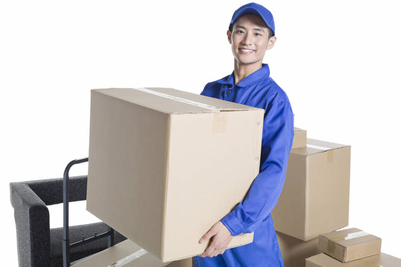 东方人,成年人,一个人,服务员,笑,微笑,露齿笑,横图,留白,抠图,白色背景,正面,制服,快乐,幸福,热情,信心,家具,沙发,帽子,北京,中国,亚洲,仅一个男性,仅一个人,握,堆叠,工作,包裹,包装,商品,马车,注视,盒子,工人,仅一个年轻男性,手推车,观察,看,站着,职业,鸭舌帽,服务,握着,运输,摄影,生活方式,观看,搬家,搬运工,察看,享乐,关注,货运,运送,东亚,责任,男人,男性,年轻男性,亚洲人,中国人,年轻人,服务生,侍者,员工,彩图,影棚拍摄,欢乐,匠人,劳动者,体力工,递送,工人阶级,bj175