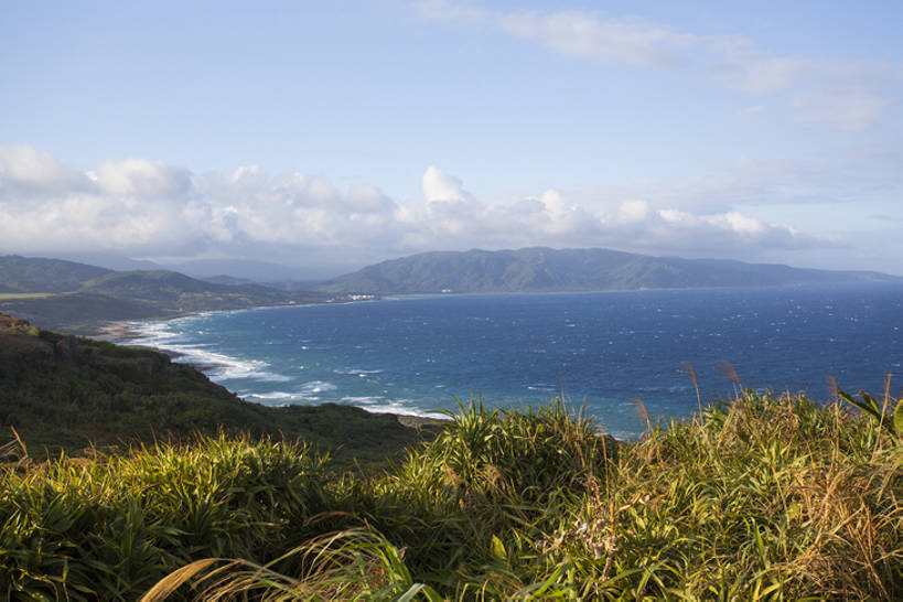 无人,公园,横图,室外,白天,旅游,度假,海洋,美景,水,植物,台湾,日光,中国,亚洲,反射,岛,地平线,海岸线,景观,水边,水面,悬崖,云,娱乐,草,蓝色,绿色,风景,天空,自然,享受,休闲,景色,放松,摄影,宁静,环境,生态,国家公园,自然风光,海景,东亚,台南,自然保护区,自然地理,暗礁,彩图,旅行,恒春半岛,广角,垦丁,bj175
