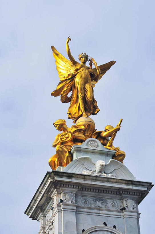 无人,竖图,室外,白天,旅游,度假,雕塑,英国,欧洲,伦敦,雕像,宏伟,娱乐,英格兰,白金汉宫,风景,天空,地标建筑,享受,休闲,金色,放松,美女,摄影,维多利亚女王纪念碑,彩图,旅行,维多利亚纪念碑,bj175