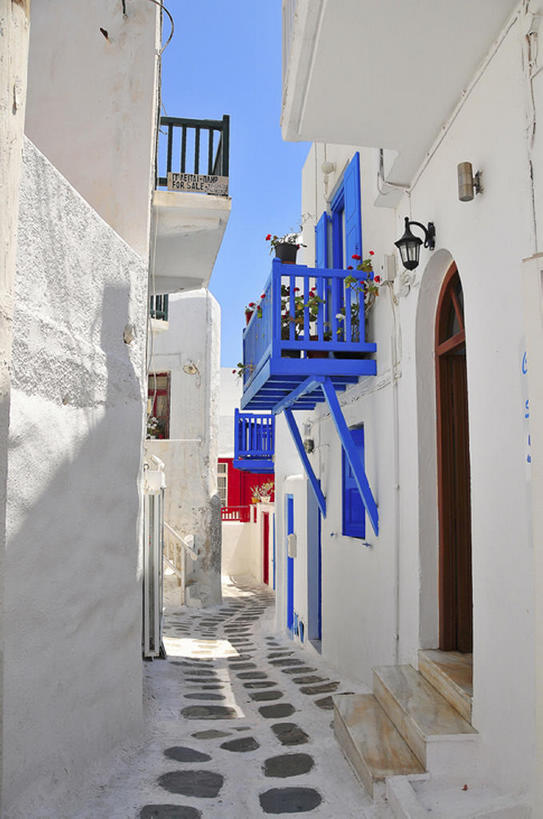 无人,竖图,室外,白天,旅游,度假,名胜古迹,城市,胡同,街道,希腊,欧洲,古典,娱乐,风景,享受,休闲,放松,摄影,建造,基克拉迪群岛,圣托里尼岛,都市风光,狭窄,希腊共和国,基克拉泽斯群岛,彩图,旅行,居住区,bj175