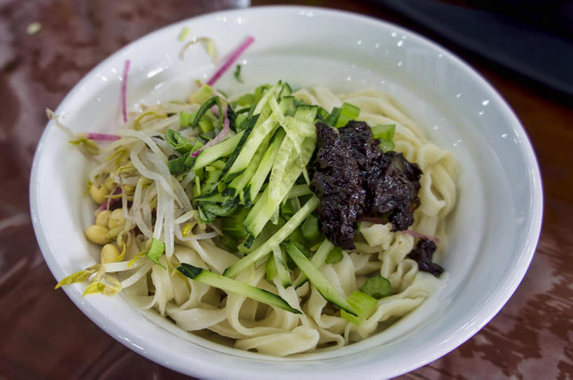 面条,无人,横图,室内,大豆,黄瓜,北京,中国,美味,食品,饮品,传统,饮食,食物,特产,饮料,碗,中国菜,摄影,可口,中国文化,适口,烹调,彩图,传统文化,大豆酱,bj175