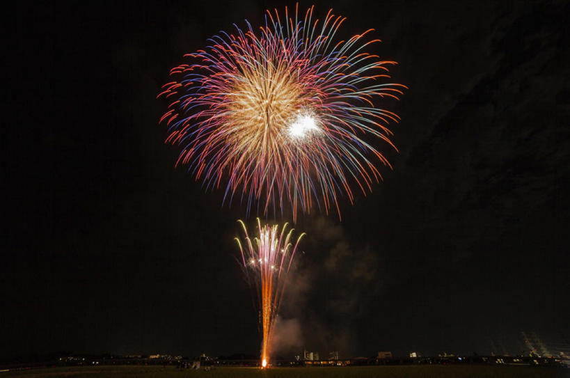 无人,横图,室外,白天,夜晚,背景,爆炸,鞭炮,欢呼,鲜艳,风景,天空,焰火,摄影,彩图,bj175