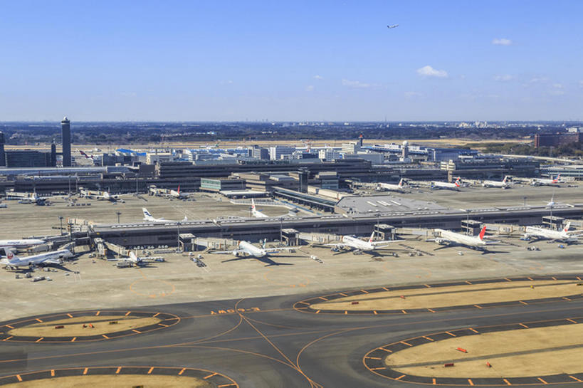 机场,横图,室外,白天,飞机,日本,巴士,千叶县,风景,天空,成田机场,bj175