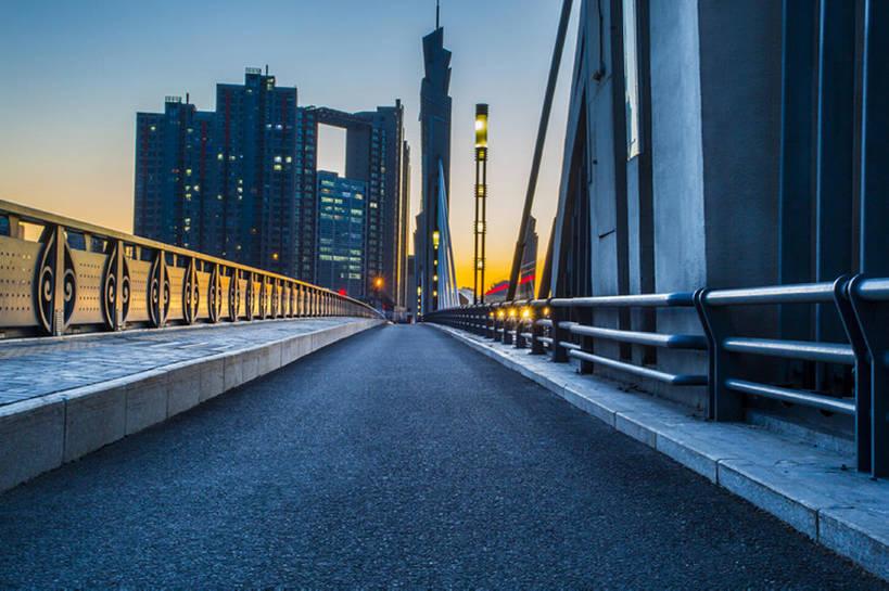 无人,栏杆,横图,室外,背景,度假,日出,石头,美景,日落,城市风光,城市,道路,高速公路,建筑,街道,路,路灯,公路,中国,亚洲,石子,直线,景观,路边,人行道,桥,车道,交通,黎明,娱乐,现代,蓝色,风景,蓝天,天空,黄昏,享受,休闲,景色,放松,摄影,宁静,柏油路,早晨,都市风光,沥青,东亚,石块,岩石,马路,彩图,高层建筑,自行车道,建筑结构,广角,汽车广告背景图