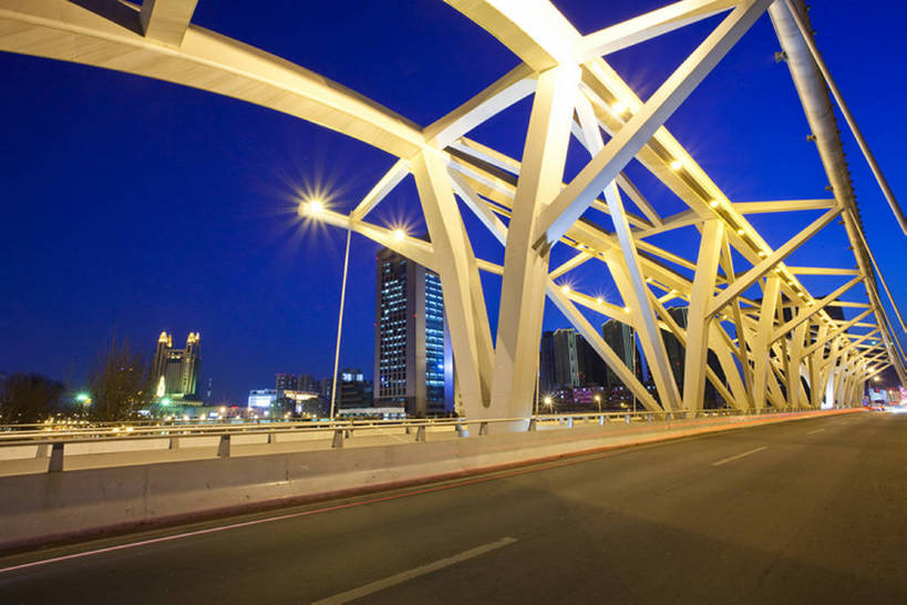 无人,栏杆,横图,室外,夜晚,消失点,旅游,度假,旅途,美景,日落,城市风光,城市,高速公路,建筑,街道,立交桥,路,路灯,摩天大楼,北京,中国,亚洲,直线,景观,路边,桥,分界线,停车线,交通,首都,娱乐,现代,风景,天空,享受,休闲,办公大楼,景色,放松,运输,摄影,双黄线,车行道,车行道分界线,自驾游,照亮,都市风光,标线,市区,高架桥,东亚,发展,车行线,高架道路,中华人民共和国,北京市,京,北平,华北地区,天津市,繁荣,金融区,彩图,旅行,北京CBD,北京商务中心区,中国北京大北窑,进步桥,汽车广告背景图,bj175