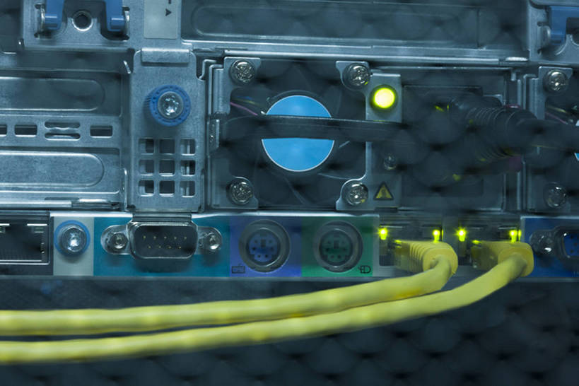 无人,横图,特写,通讯,安全,信心,互联网,技术,数据,科技,北京,中国,亚洲,连接,传输,科学,因特网,网络,网址,信息,金属,电缆,电器,配件,器材,域名,指示灯,插座,铁丝网,联系,现代,工业,通信,创意,摄影,保护,支撑,网线,主机,部分,复杂,部件,电流,控制,工程,数据线,金属丝,操作,家用电器,机房,水晶头,地址,USB线,计算机设备,母板,插线板,拖线板,东亚,网络服务器,控制室,线缆,电源转换器,排插,无线电技术,技能,机件,计算机,计算机电缆,彩图,USB数据线,网络安全防护,接线板,工业机械,bj175