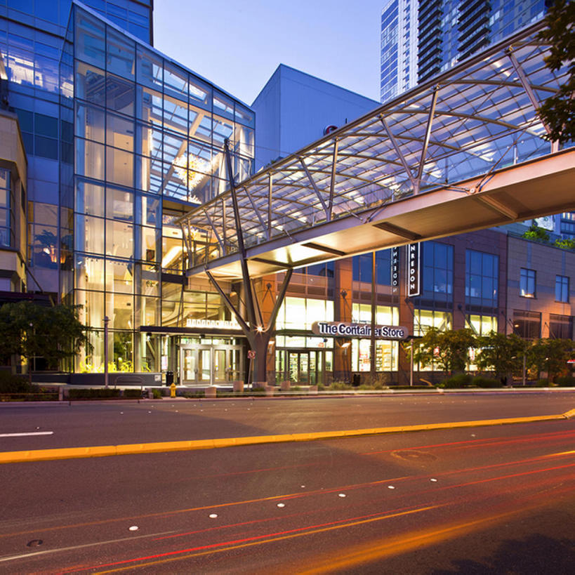 无人,商店,方图,室外,夜晚,度假,美景,城市风光,城市,道路,街道,路,公路,华盛顿,美国,景观,大街,交通,娱乐,享受,休闲,景色,放松,摄影,人行桥,照亮,都市风光,马路,彩图,高层建筑,bj175