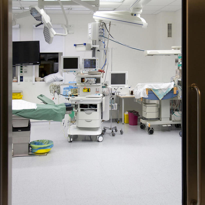 无人,办公室,医院,方图,室内,机器,显示器,技术,爱沙尼亚,一排,整齐,医学,工具,器材,干净,设备,现代,建筑物,座位,排列,白色,摄影,医疗,医疗设备,卫生,牙科设备,风格,队列,医疗器械,医疗工具,口腔卫生,医疗机构,检测工具,设计,牙医,彩图,病院,诊所,牙科椅,牙科治疗椅,牙椅,当代,门诊部,口腔医学,诊疗室,bj175