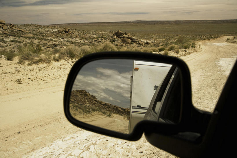 无人,横图,室外,白天,度假,安全,沙漠,镜子,道路,路,公路,汽车,美国,反射,地形,交通,自然,运输,摄影,后视镜,镜像,生命,镜面,驾车,干的,光学,犹他,罕见,荒僻,偏僻,偏远,冷僻,马路,彩图,旅行,bj175