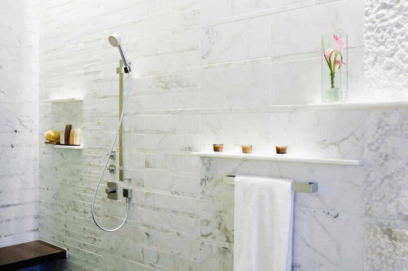 无人,家,横图,室内,时尚,浴室,城市,建筑,美国,一排,整齐,装饰,房屋,墙,公寓,干净,现代,架子,排列,白色,毛巾,摄影,建造,都市风光,队列,华贵,房地产,淋浴头,德克萨斯,达拉斯市,彩图,当代,bj175