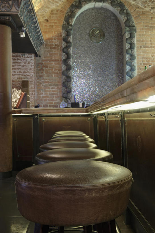 无人,酒吧,竖图,室内,白天,吧台,家具,城市,椅子,棍子,饮食,摄影,生活方式,吧椅,简单,夜总会,莫斯科,俄罗斯联邦,休闲活动,彩图,bj175