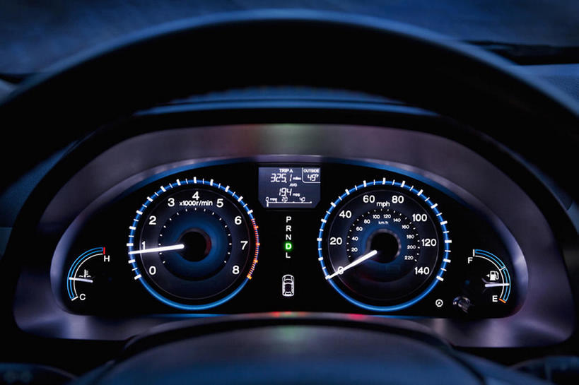 无人,横图,特写,指示牌,汽车,美国,圆形,标志,工具,数字,文字,机动车,标识,现代,摄影,迅速,照亮,分针,驾驶室,仪表盘,西雅图,量表,速度计,彩图,bj175