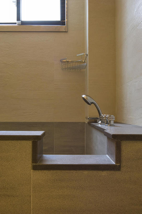 无人,竖图,室内,窗户,浴室,中国,亚洲,瓷砖,水龙头,公寓,干净,现代,布置,浴盆,放松,摄影,样板房,简单,淋浴头,东亚,设计,彩图,上层阶级,bj175