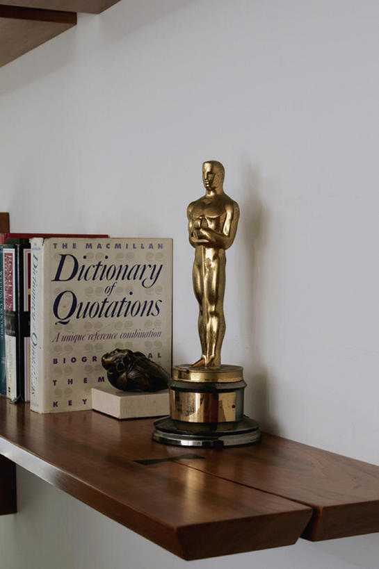 无人,家,竖图,室内,奢侈,家具,装修,建筑,雕塑,美国,艺术,装饰,木制,雕像,房屋,屋子,公寓,豪华,建设,装潢,洋房,楼房,架子,住宅,装饰品,装饰物,室内装潢,摄影,华丽,样板房,明亮,北美,舒适,家居装潢,加利福尼亚,房屋设计,室内设计,宽敞,样板房装潢,富丽,华美,奥斯卡奖,设计,彩图,房子,华侈,奢华,bj175