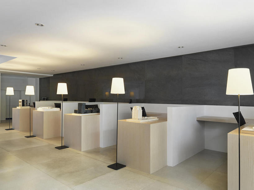 无人,办公室,横图,室内,商务,奢侈,时尚,家具,装修,建筑,台湾,中国,亚洲,一排,整齐,光,地面,豪华,干净,现代,书桌,布置,灯,排列,灯具,落地灯,隔断,办公大楼,摄影,生活方式,聚光灯,华丽,明亮,照亮,太平洋,高雅,住房,风格,简单,照明设备,队列,华贵,房地产,豪宅,东亚,台北,富丽,华美,式样,设计,彩图,当代,泛光灯,华侈,奢华,上层阶级,bj175