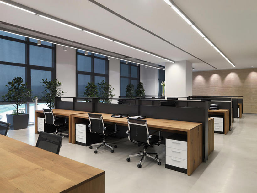 无人,办公室,横图,室内,商务,时尚,窗户,建筑,椅子,一排,整齐,走廊,干净,现代,书桌,建筑物,排列,灯具,摄影,办公椅,照亮,住房,风格,企业,公司,队列,隔间,设计,彩图,当代,bj175